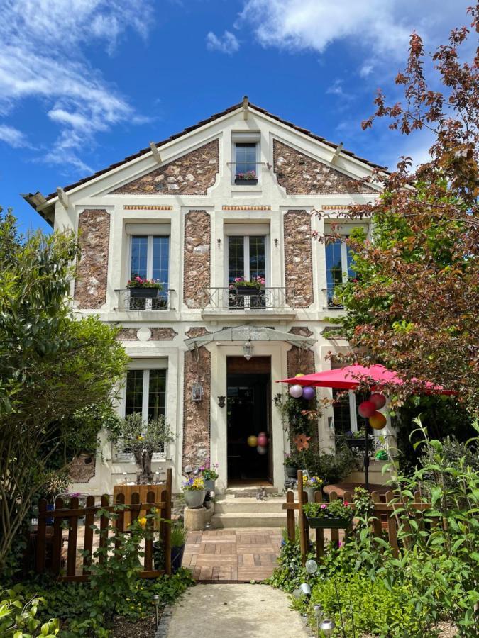 Petit Studio De La Maison Du Bonheur - Rez De Jardin Apartment Villiers-sur-Marne Exterior foto